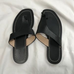 JCrew Black Leather T Strap Flip Flops Sandals 7